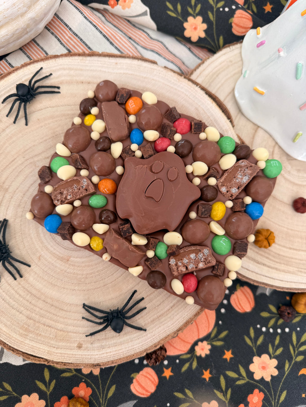 Biscoff boo slab