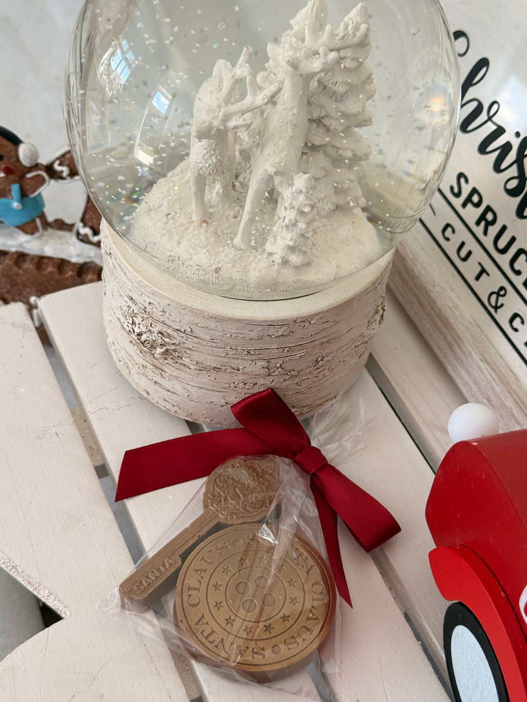 Santas magic key and button
